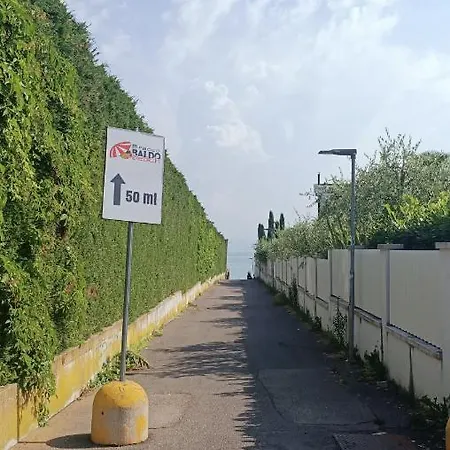 Pool דירה
